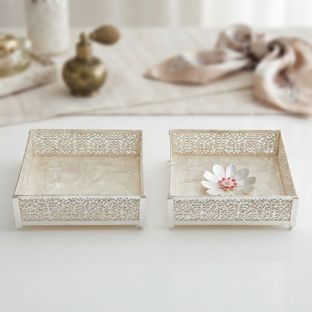 White Metal Square Tray.
