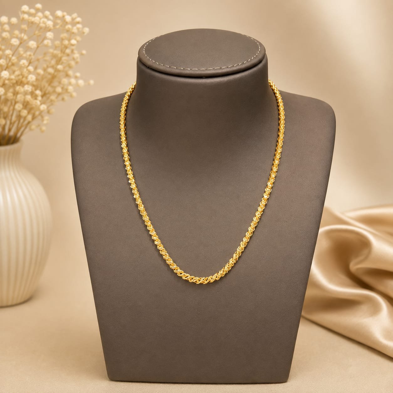 Unisex Gold Plated Chain Necklace, a highly popular style in traditional Indian imitation and fashion jewellery.